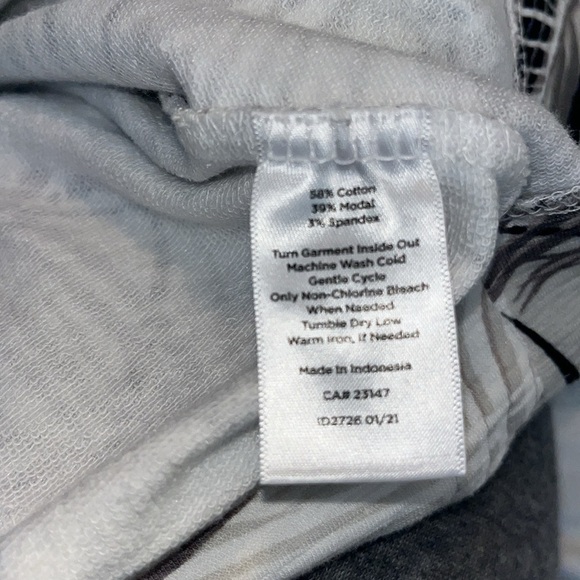 T Talbots Mockneck High Low Active Zip Up Jacket UPF 50+ XL P - Picture 8 of 8